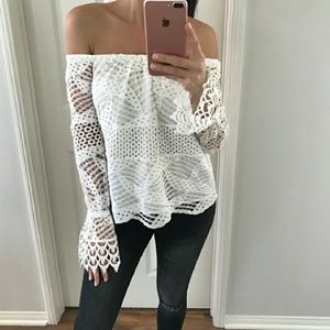 REPOSH White Date Night OTS Top